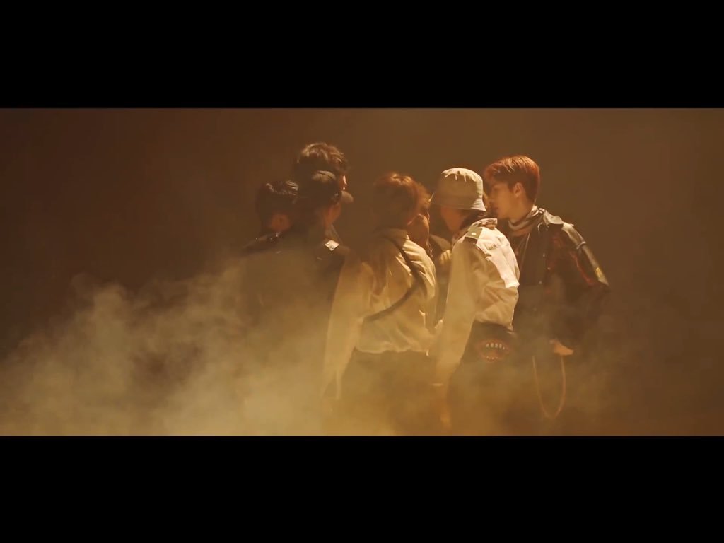 spacemerp's tweet photo. รักวง #EXO ที่สุดแล้ว
พวกพี่เป็นคนที่เก่ง มีความสามารถ และพัฒนาตัวเองอยู่เสมอ
และที่สำคัญ พวกพี่เป็นคนที่ "ถ่อมตน" และ "นอบน้อม" อยู่ตลอด 
เห็นพวกพี่ได้ปส.ความสำเร็จ เอลี่ก็ยิ้มภูมิใจ :) 

การที่ได้รักพวกพี่ is the best of my life! 

 #7YearsWithEXO https://t.co/ibbytUhV7p