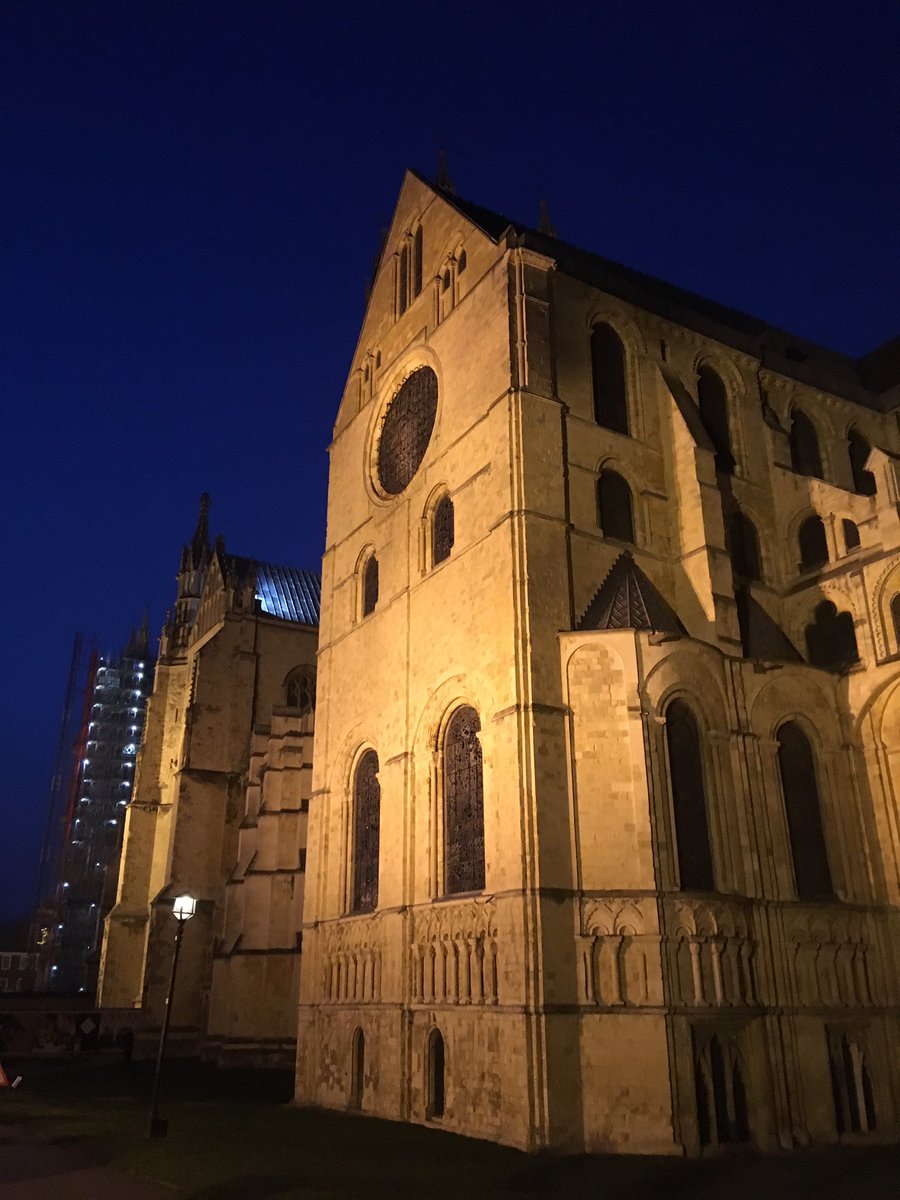 <a href="/CanterburyChoir/">City of Canterbury Chamber Choir</a> thank you for a beautiful world premiere of my ‘Blessing’ at <a href="/No1Cathedral/">Canterbury Cathedral</a> last night, and for conducting so well <a href="/erhcomposer/">Dr Edward-Rhys Harry FRSA</a>