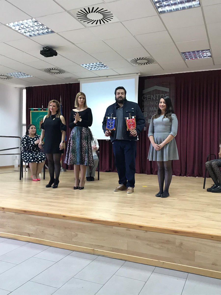 ElSequer's tweet image. Esta tarde ha tenido lugar la Gala del Artista en nuestro pueblo.
Vicente F. Lorenzo Albert ha recogido el premio a mejor ninot infantil de Alfafar 👨🏼‍🎨
Sergio Lis Abril ha recogido el primer premio y mejor falla de Alfafar 👨🏼‍🎨
Enhorabuena y gracias 💙
SQ19💙