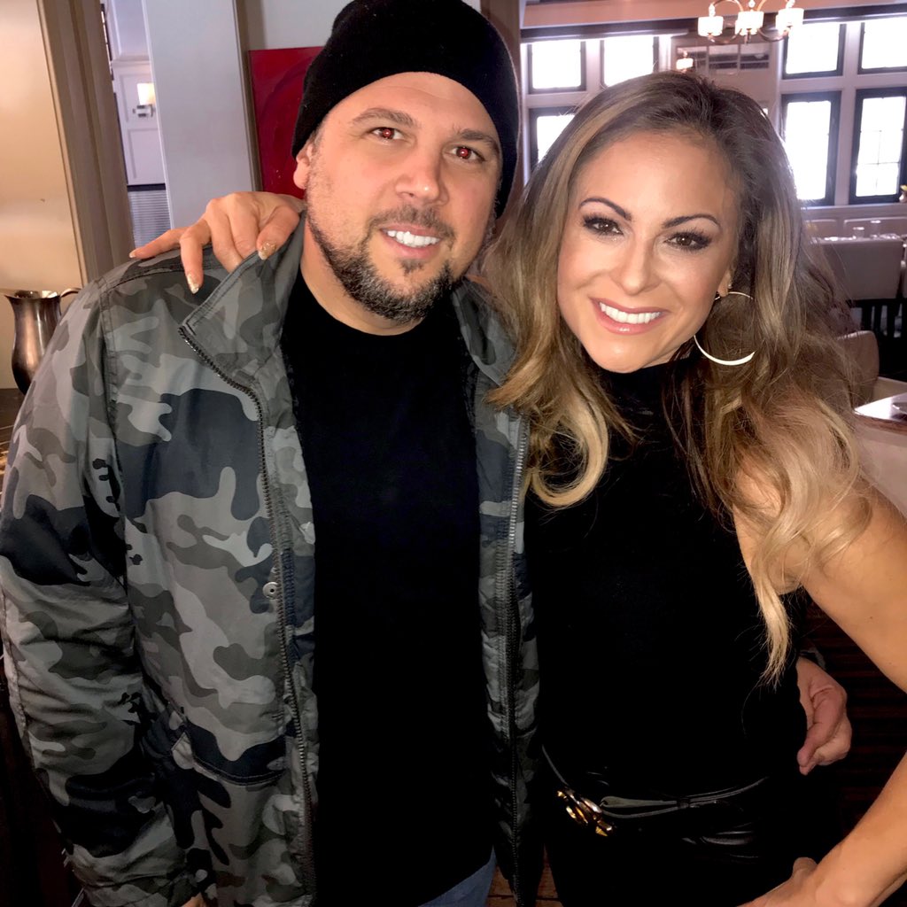 TarynAsherMedia's tweet photo. Happy Birthday @JayTowers ❣ #brothafromanothamotha https://t.co/H5FbWYV5Wx