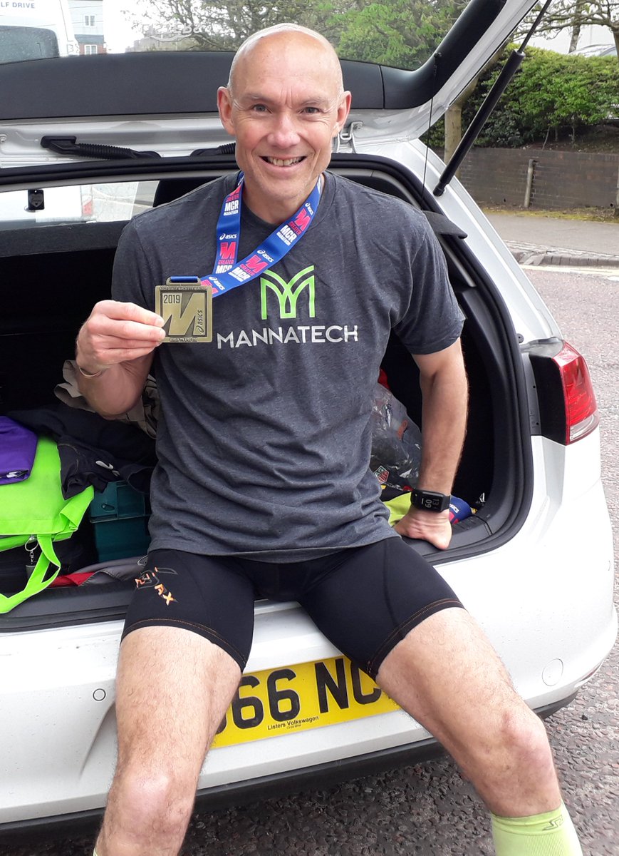 TeamEdwardsI000's tweet photo. A successful 863rd marathon at @Marathon_Mcr today in 3:20:50, my fastest time since Sep last year which helps keep the WR attempt to run #1000marathons averaging sub 3:30 well on track😀@Mannatech @iammannatech @SubSports @MudandBloodUK @Fisiocrem_UK https://t.co/t79QJTFuLR