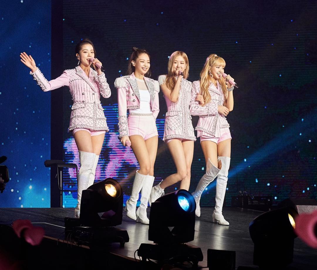 fromyg2's tweet photo. BLACKPINK Concert in KL, Malaysia 
Big thanks to Malaysia Blinks for the warm reception &amp; all the support you’ve shown

#BLACKPINK #블랙핑크 #BLACKPINK2019WORLDTOURwithKIA #INYOURAREA #KUALALUMPUR #YG https://t.co/DFMlZttEu0
