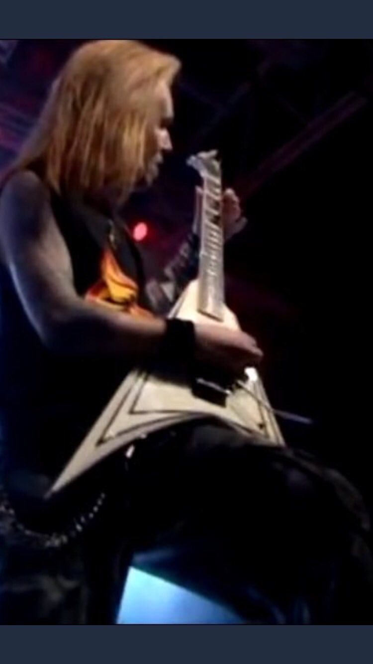 ALEXI\"LAIHO\"
happy birthday           