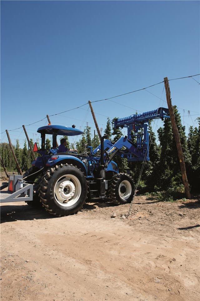 TmpRetail's tweet photo. It’s National Beer Day.  So join us in raising a glass to the hardworking farmers who make your favorite libation possible. @NHAgriculture @Case_IH https://t.co/HH4LgQz209