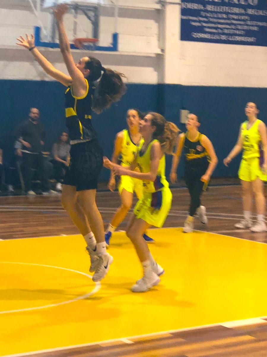 ASRBasketAlmeda's tweet photo. 🏀#CF2ALM 61- @FCBbasket_fem 66 #AdnAlmeda #JornadaAlmeda #preferent https://t.co/futbbTKdyL