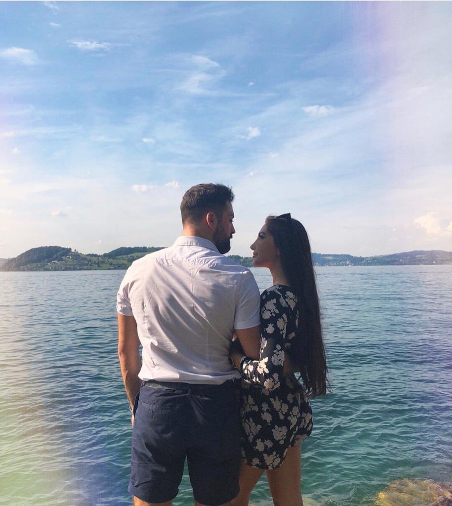 Hiç bir şey kolay değil hedeflerine ulaşmak için cesur olman lazım m ve bûtun engelleri geçirmen lazım