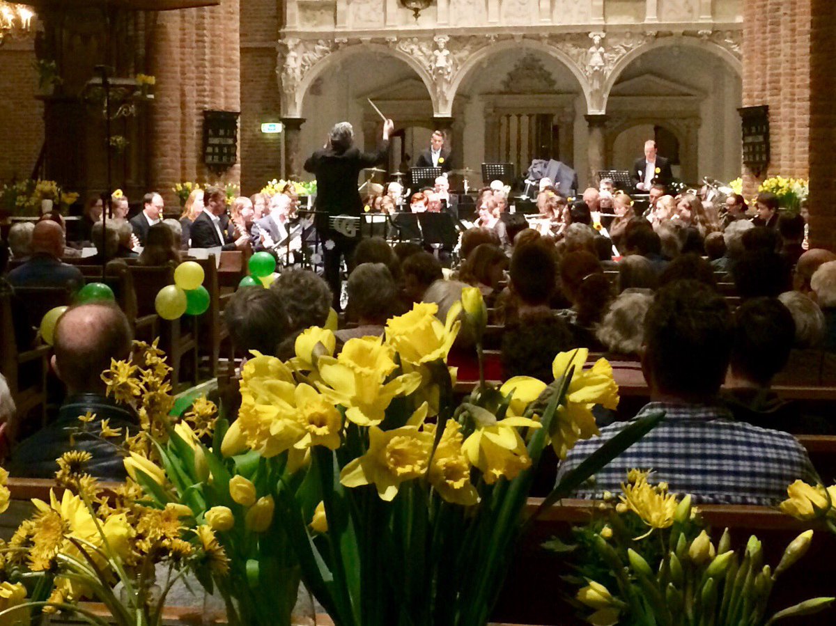 Fijne lentekriebels concert gisterenavond. Dank aan alle muzikanten en dirigenten van orkesten en verassende ensembles. Dank aan alle vrijwilligers. 
Meer foto’s volgen.