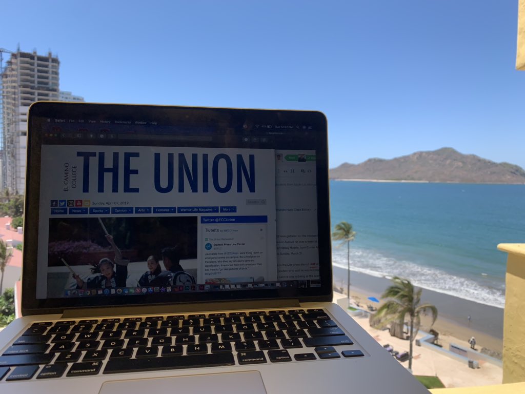 FernandoAHaro's tweet image. It might be #springbreak2k19 @elcaminocollege but the grind @ECCUnion never stops. 
#eccunion #FelizDomingo #HappySunday #beachlife #news #journalism #media