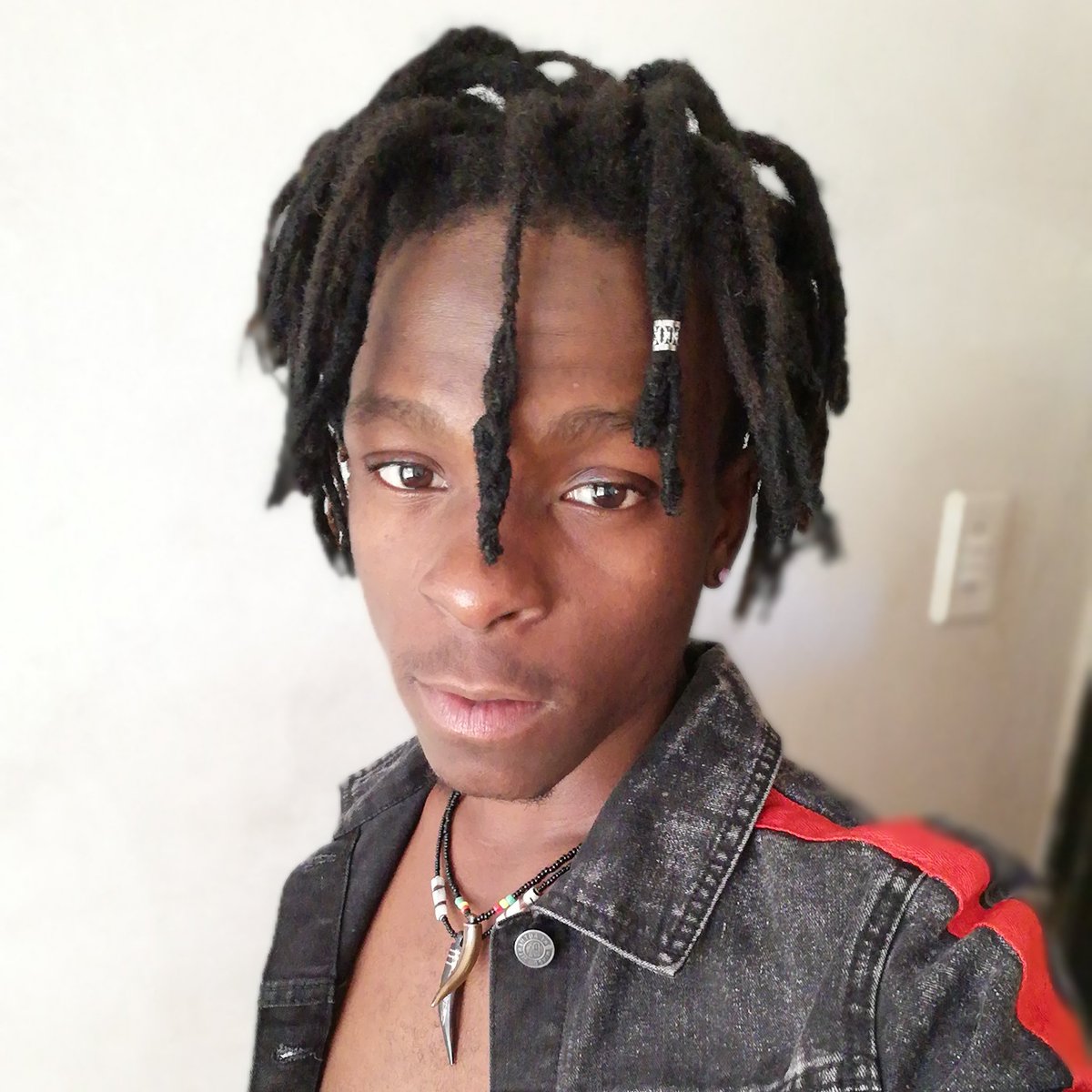 rasimphi31's tweet photo. #NewProfilePic https://t.co/Gehhhm8fJI