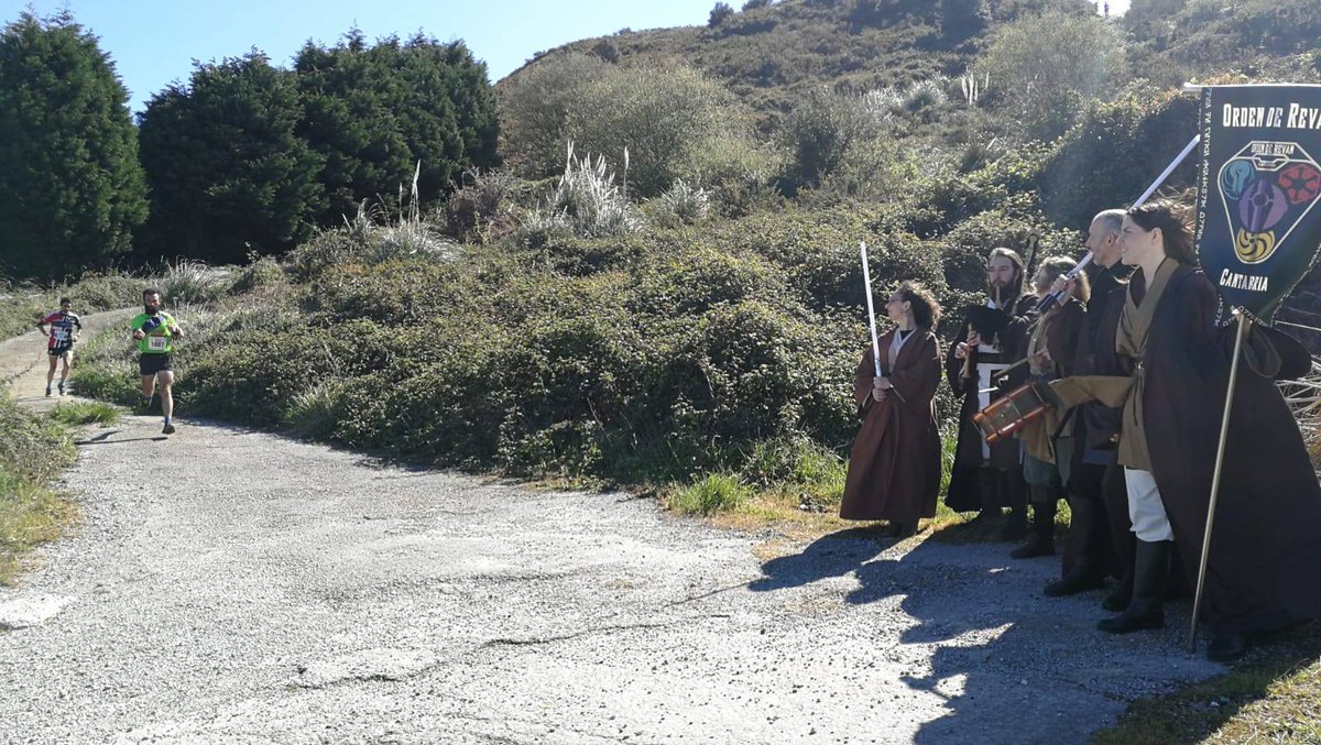 OrdenRevanCan's tweet photo. Nos lo hemos pasado GENIAL amenizando el #trail @tcqoficial en #Liencres en favor de la protectora de animales #ASPROAN. ¡Gracias por la invitación!
#OrdenDeRevan #Cantabria #Arrastrasillas #UnidosPorUnaGalaxiaMejor https://t.co/yL4vS1Pl2m