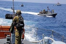 QudsNen's tweet image. #Israeli gunboats violated the ceasefire again on Sunday, when it opened fire at #Palestinian fishing boats in northern #Gaza. 

Archive photo