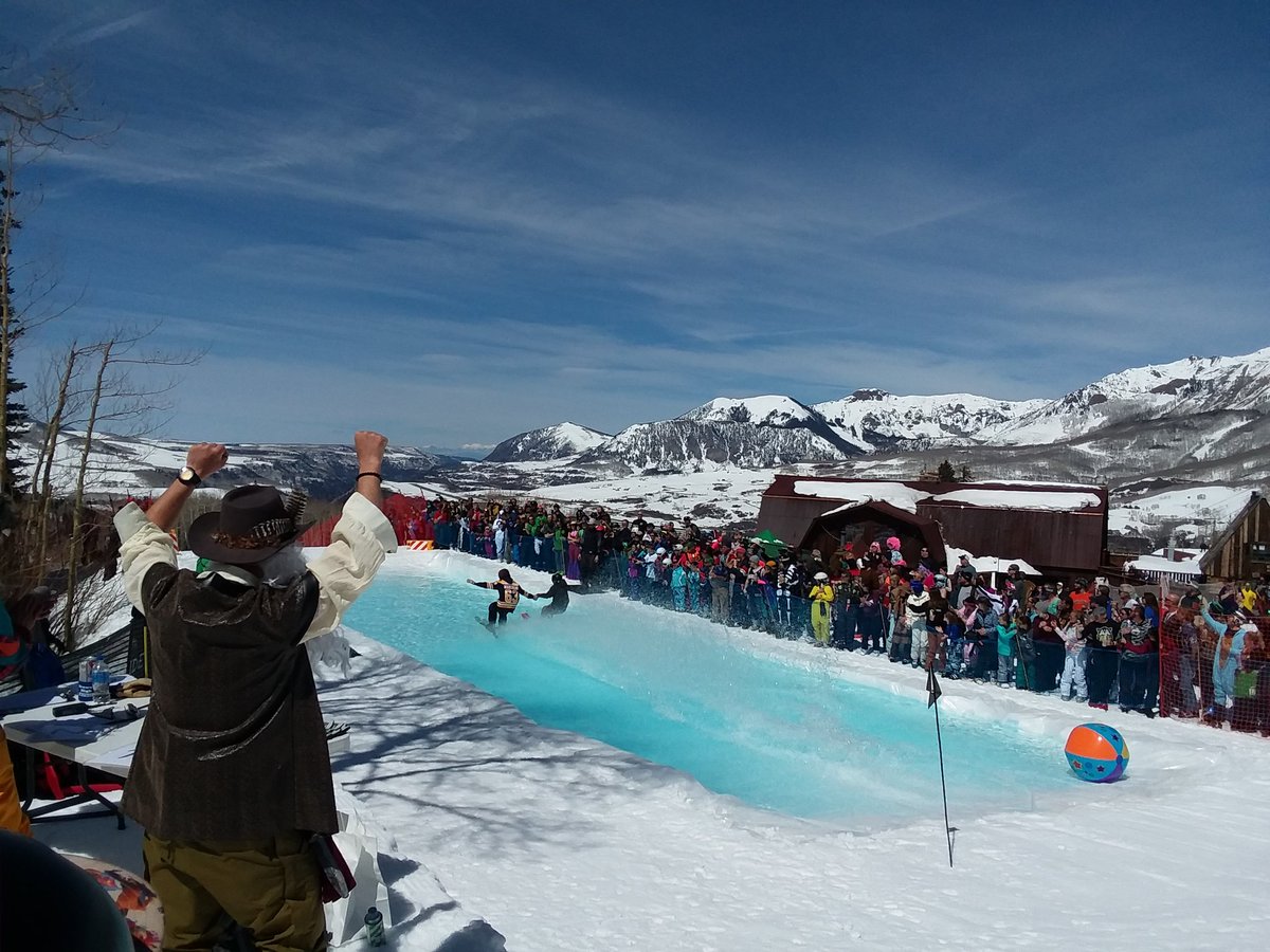 Jevtich1's tweet photo. #closingday #skinning skiing and #skimming skiing! #DiscoverTelluride @chris_tomer @wind4me @YvonneBatal @JenniferBroome @Matt_Kroschel @Colorado #solarSoLaR 😎❤ https://t.co/4BqE9hxWRz