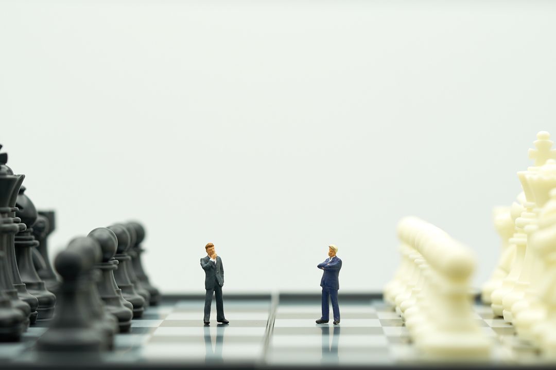 koenfucius's tweet photo. We negotiate all the time: with our boss over a pay rise, with members of our family over bedtime, putting the bins out or holiday destinations. What can we learn from an ex-FBI hostage negotiator? Great O Behave! Post:  https://t.co/yvAK5alWYj https://t.co/pEgXFOuQ0W