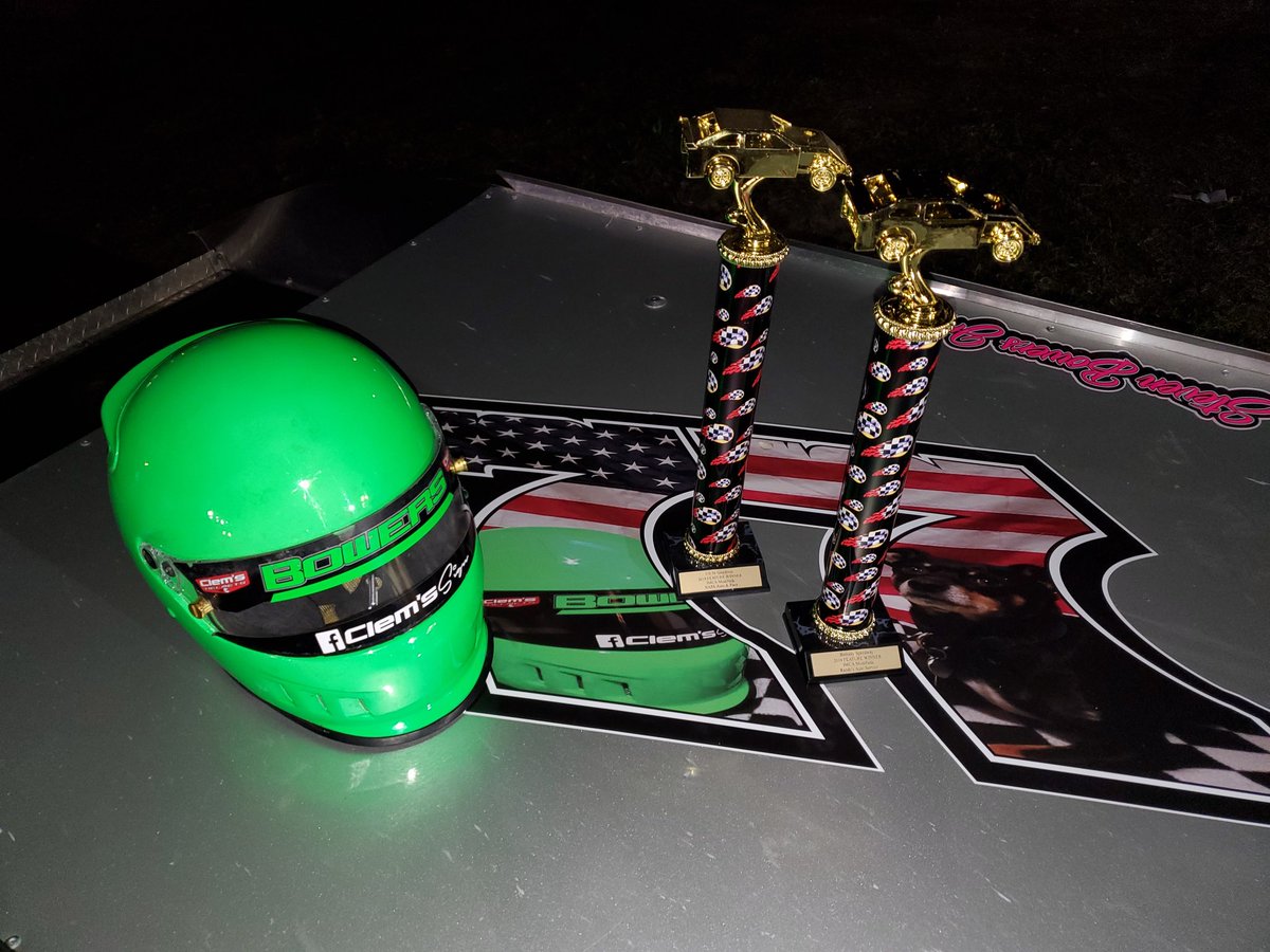 bowersjr77's tweet photo. Picked up the win last night at Bethany Fairgrounds Speedway and doubled up for the weekend! Can't thank everyone enough who helps out. #sbchassis #IMCA #dontgetshockblocked #DRS #swift #scienceofwinning @BulldogRears @DicksonShock https://t.co/7ya89ManZW