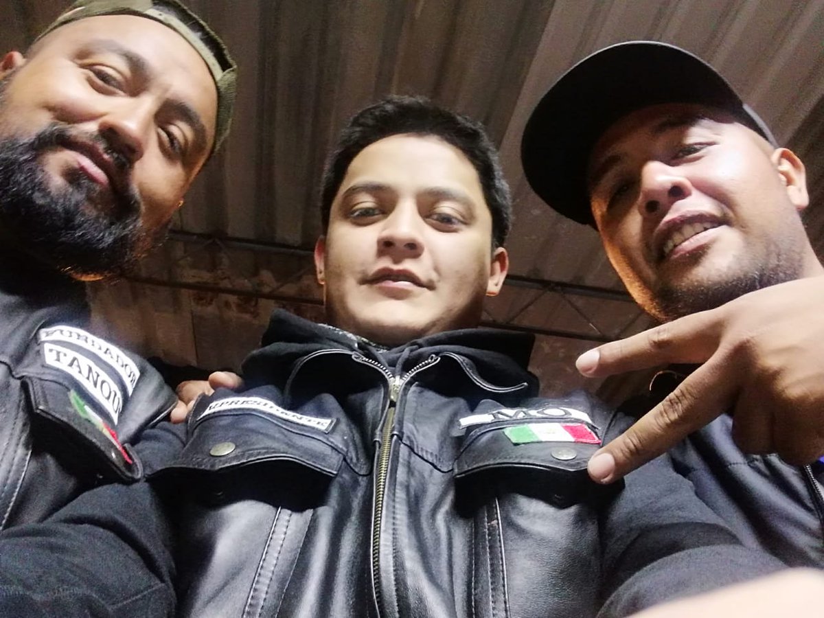 RAULLLUNA's tweet photo. Mi gran amigo Eder, pensar que hubo quien intentaba ponernos en contra. https://t.co/zcQU3Xyzba