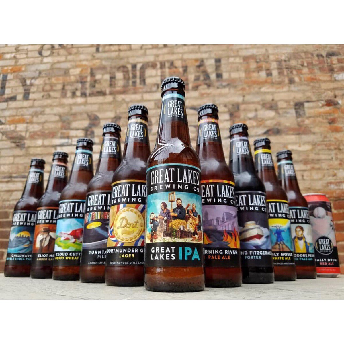 kohlerdist's tweet photo. Happy Sunday! We hope y’all are celebrating with your fav brew today because ITS NATIONAL BEER DAY! Drop a comment below and let us know what you’re drinking today! 🍻🍻🍻 #NationalBeerDay 
@GLBC_Cleveland @DefiantBrewing @VictoryBeer @stbcbeer https://t.co/lTftyx8XYl