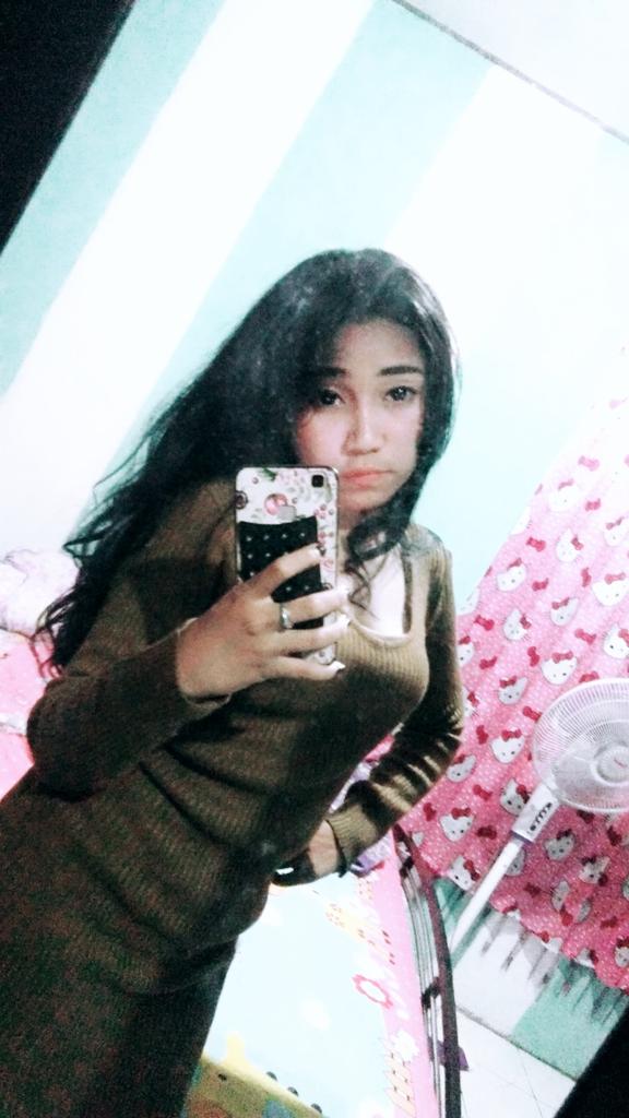 Putri Hutabarat♒ (@putri_rmdynt) on Twitter photo 