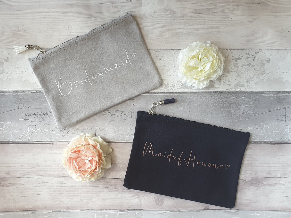 Evening all 🖐 its been too long since I have been able to do <a href="/HandmadeHour/">HandmadeHour</a> I have some new items to show you all 😊etsy.com/uk/listing/680… #handmadehour #wedding #etsyuk