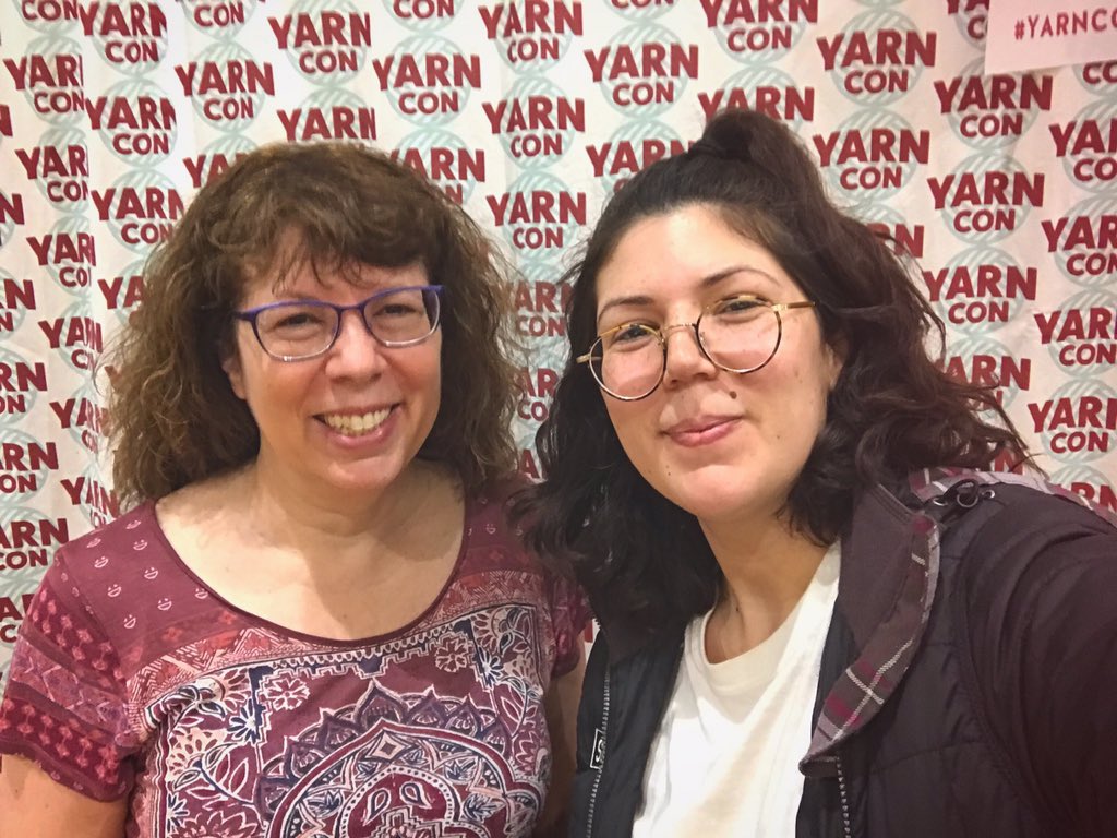 meowiewowwie's tweet photo. cute day with mam. #yarncon https://t.co/4hKCDf3dSR