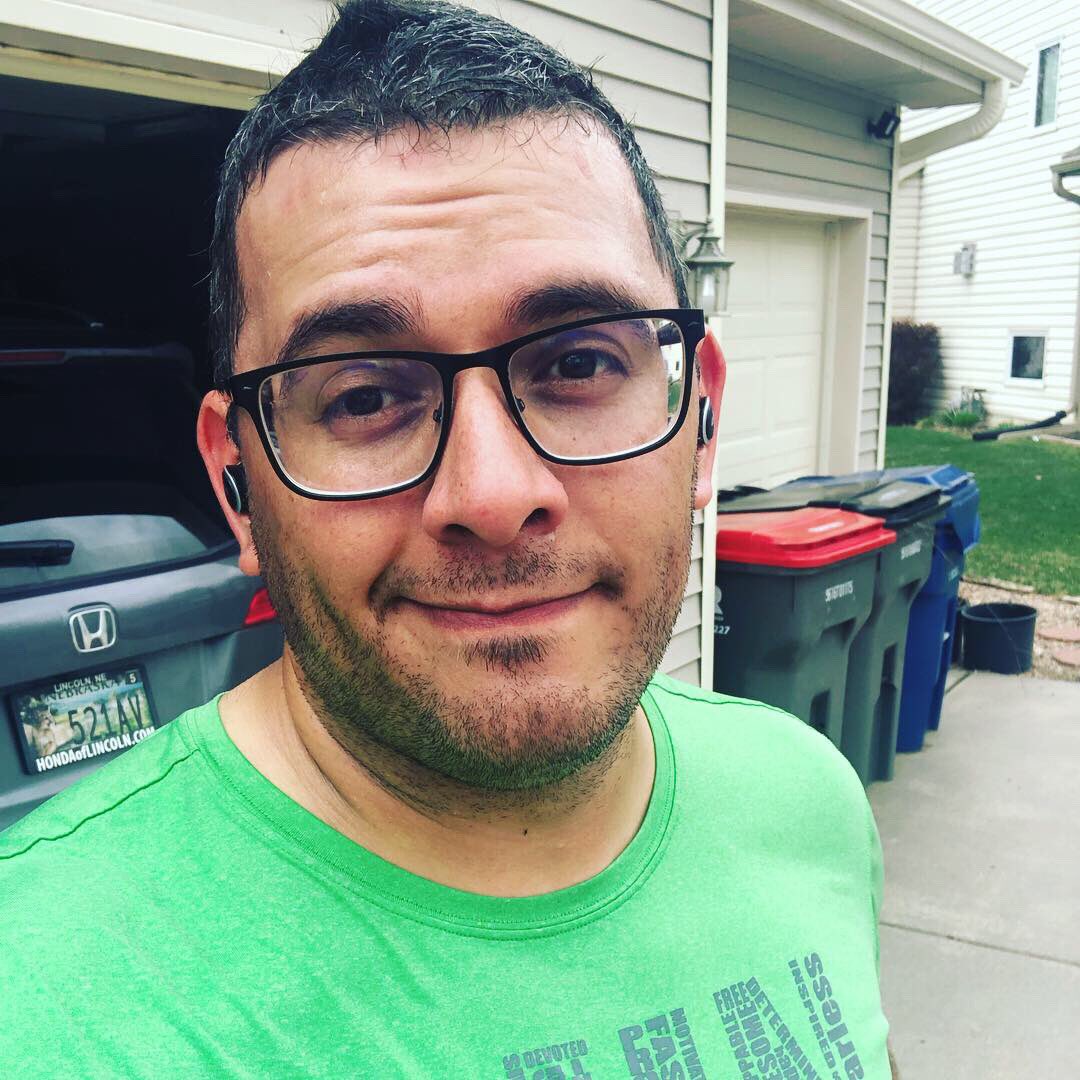 MMasonDCroz's tweet photo. #RunStreak Day 139: 10M very slow. Just trying to get the likes in. Got to love the weather today. #GreenForSpring #TeamHeadsweats #KeepACoolHead #BibChat #RunChat https://t.co/zzz7KuFrOK