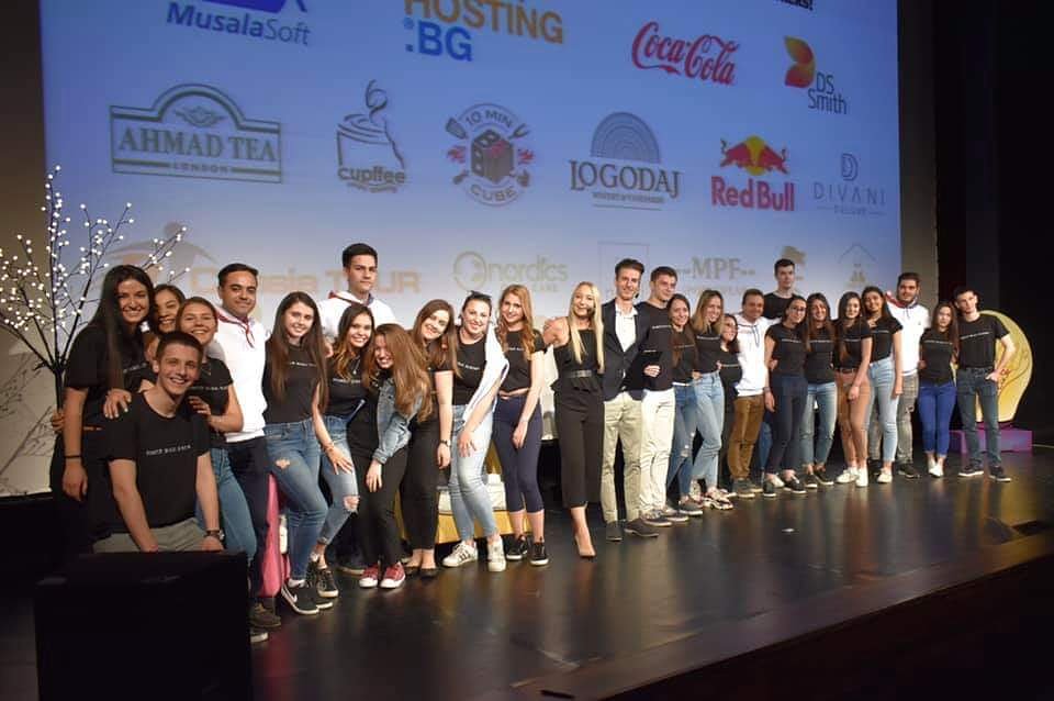The entire organizing team would like to thank every single one of you for sharing this day with us! ⚡️

Without all of you, there wouldn’t have been a Conference and we are so, so happy all of you showed up! 🎉

Thank you so much — and we’ll see you again next year! ❤️