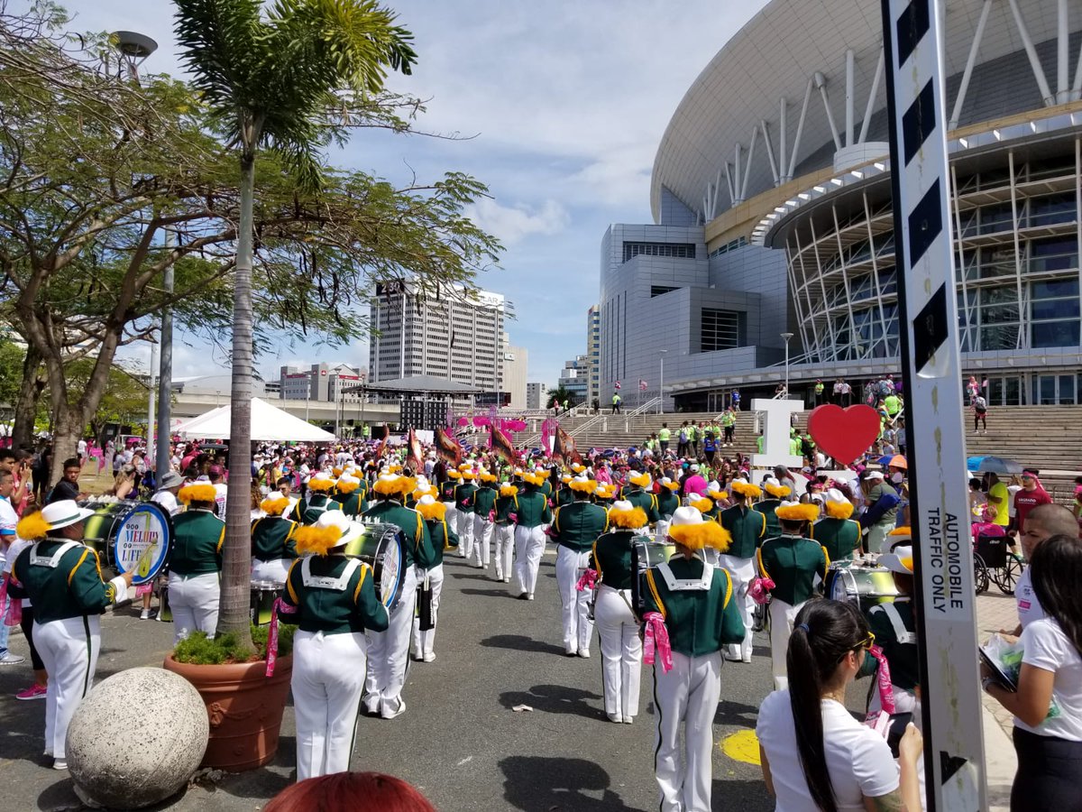 guayanillabanda's tweet photo. Hoy nos encontramos en el @ColiseoPR en la actividad "Race for the cure" de @SusanGKomenPR
@SusanGKomen
#showyourpride
#kingsofthefields
#BEG
#raceforthecure
#susangkomen
@guayanillabanda https://t.co/2c5EEhNmmw