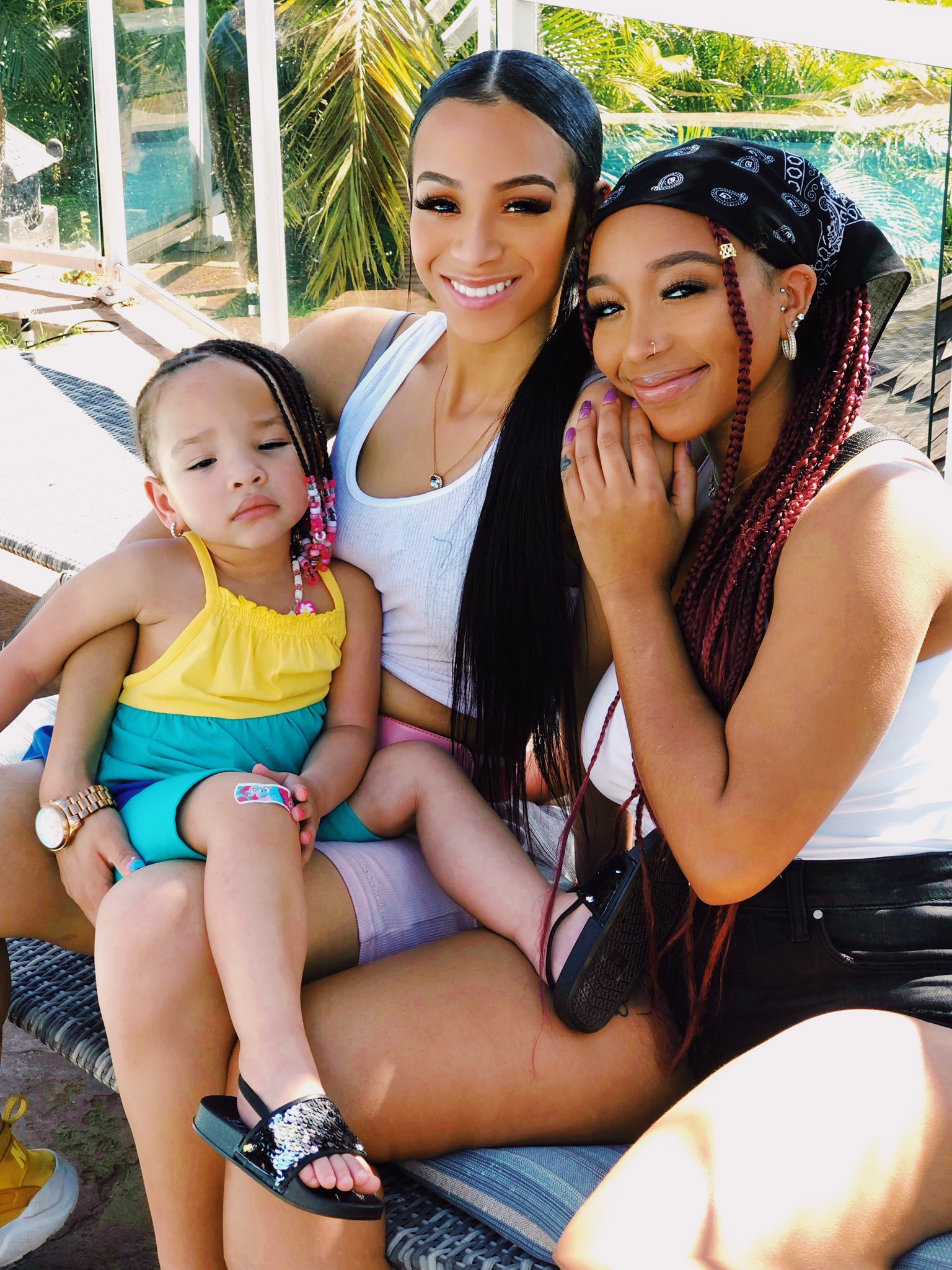 Deyjah Harris🧚🏼‍♀️ on X: "the greatest gift our parents gave us was each  other💓🌟. https://t.co/gbTmSsEUzO" / X