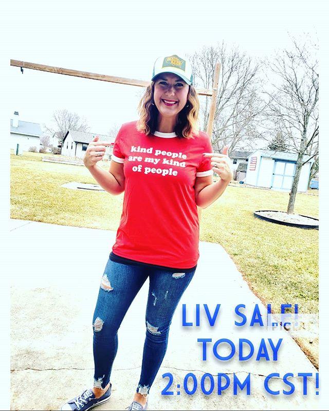 lularoeerinasch's tweet photo. Stop what you are doing and Head over to my shopping group {link in bio}right now to check out the NEW LIV graphic tees that just posted! 😍❤😍❤👌 They graphics are sooo good!
#lularoe #lularoeliv #wallpost #kindpeoplearemykindofpeople #kindnessmatters #graphictee#trendy https://t.co/fEPoFZTWdj
