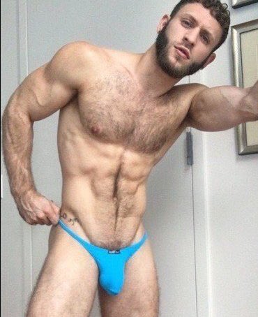 JakeMatte91's tweet photo. Quiero oler un calzón de macho, con olor a pito, me encanta el pito soy adicto al sexo con hombres, que me revienten el ano https://t.co/5BclOiWzWG
