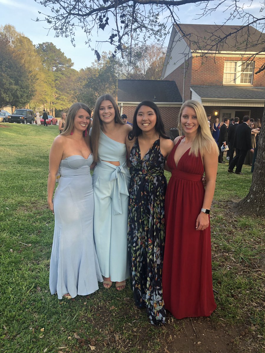 PCADPi's tweet image. had a 🚀 at our black diamond formal!!! it was completely and totally out of this world!!!! ✨🌎