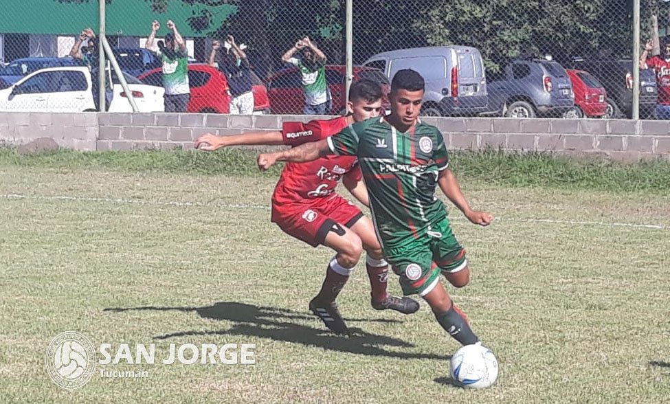 CSDSanJorge's tweet photo. #FederalA | 📷 #SanJorgeTuc 1 (Martín Peralta) - @defensoresvrllo 0

#VamosExpreso 💚⚽ #SomosElVerde 💪 https://t.co/5XkBsDlTUj