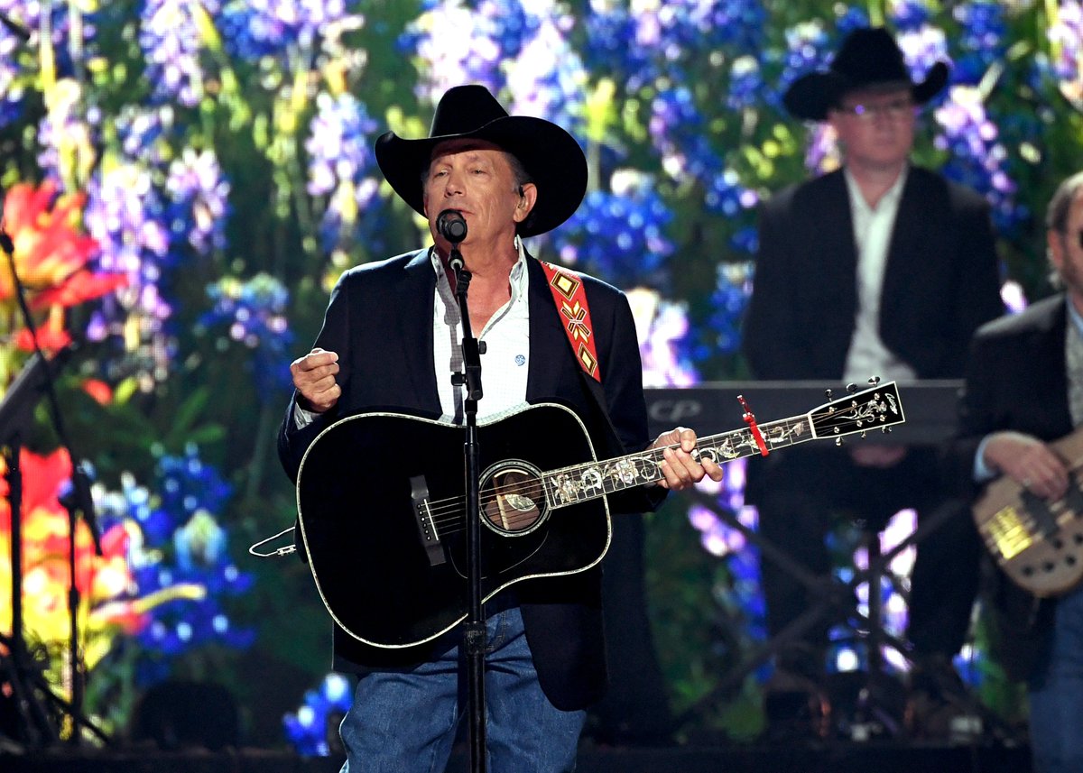 bobbybonesshow's tweet photo. George. Strait. That's it. That's the tweet. #ACMAwards https://t.co/sZxyXZ8ASw