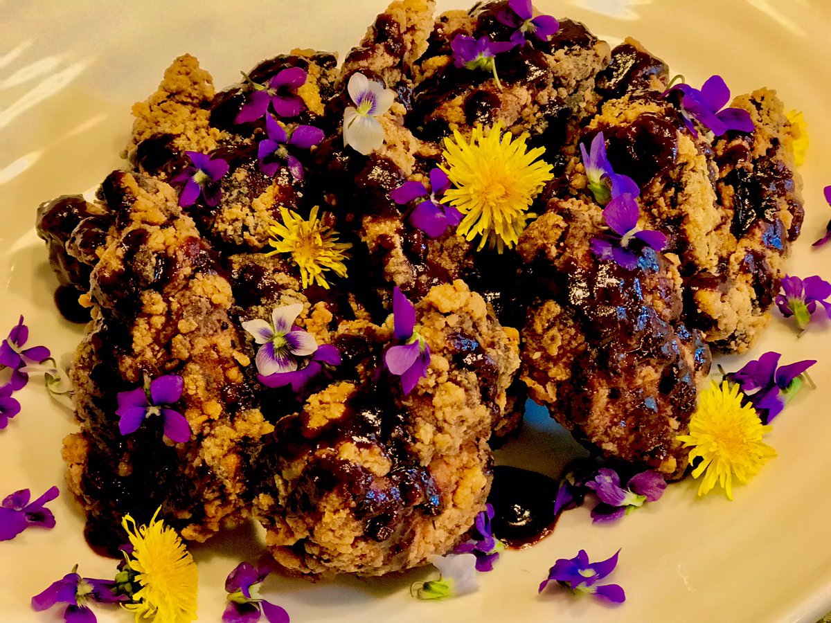 ChefVedam's tweet photo. 2 new recipe creations, both successes!
#GlutenFreeFriedChickenCoqAuVin &
#GlutenFreeNoBakeCheesecake #ChocolateBalsamicStrawberryGlaze
#ChefVedam #GlutenFree #GlutenFreePersonalChef #PersonalChef #uspca #GlutenFreeFriedChicken #CoqAuVin #Cheesecake #ChocolateBalsamicStrawberry https://t.co/wf5at3yHKS