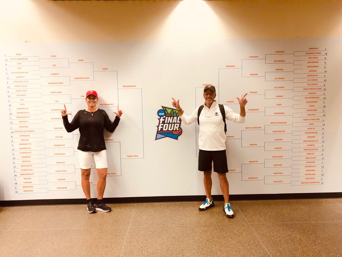 sabrinabelieve's tweet photo. Looks like WE MADE IT🎵🏀👍❤️#TexasTechMBB #classof’75&’84 #livingthedream #goRedRaiders #TexasTechWBB #WreckEmTech 🏀 https://t.co/5qoj5Uvfwx