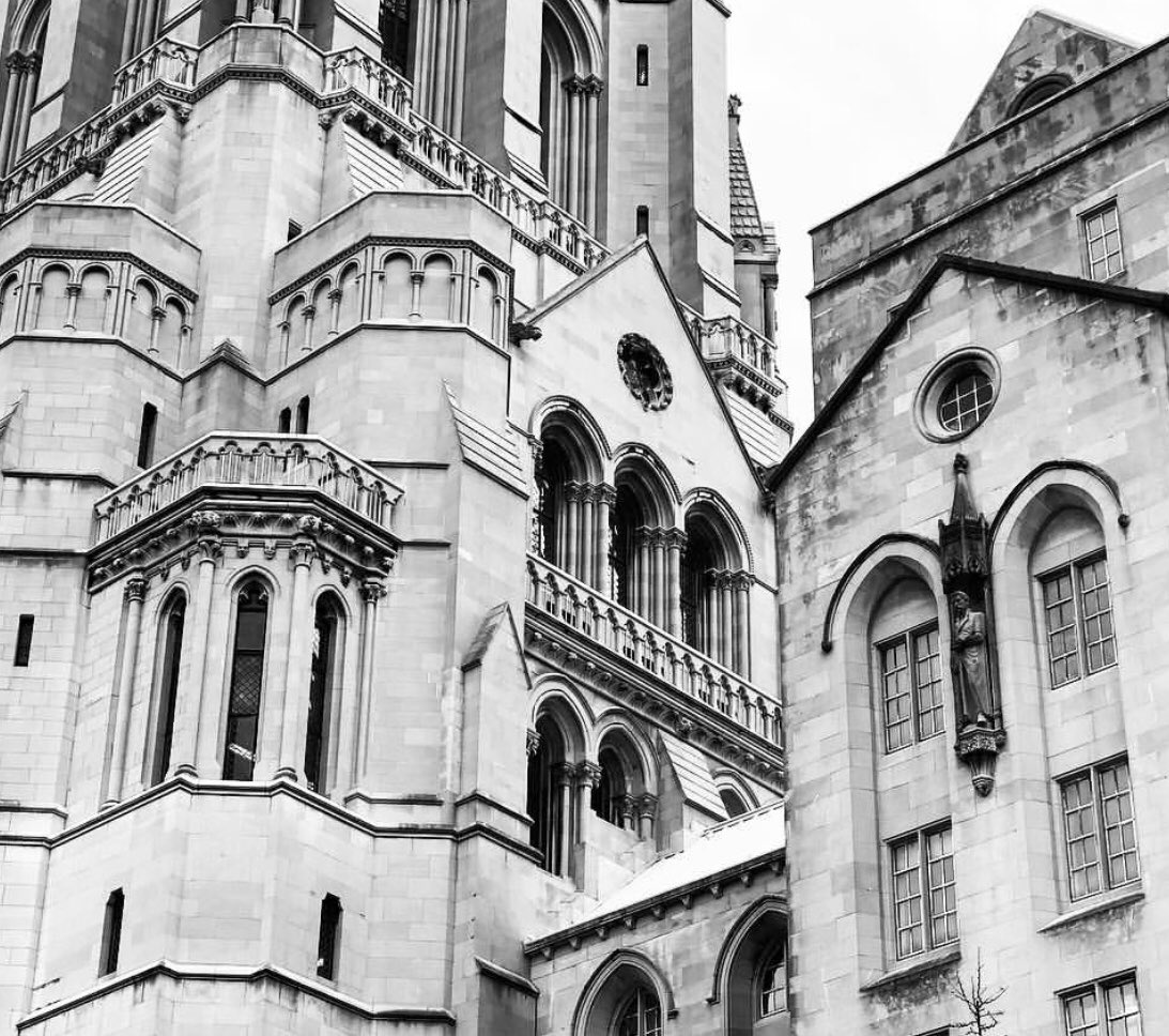 #blackandwhitephotography #church #tower #architecturephotography #newyork #photography #architecture #monochromephotography #lensculture #bnw #architecturelover #architectureporn #architecture_hunter #arches #blancoynegro #bnw_society #gottolove_bnw #shared_bnw_moments
