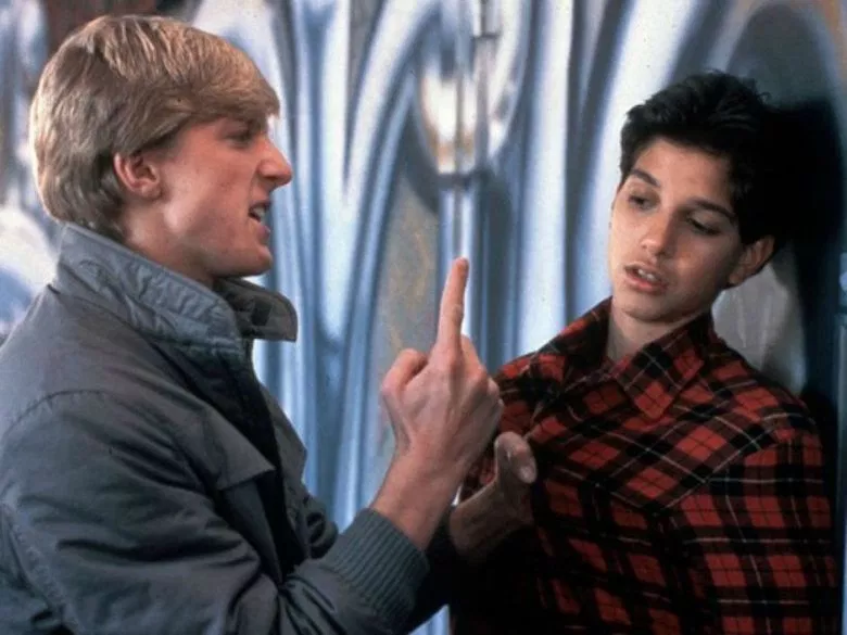 Gibboanxious's tweet photo. The Top 10 Movies about Bullying:
10. Elephant
9. Bully (2011)
8. Mean Girls
7. Let Me In
6. Mean Creek
5. Welcome to the Dollhouse
4. The Karate Kid
3. Heathers
2. Carrie
1. Let The Right One In
#mtfmoveday #MakingTheFirstMoveDay https://t.co/3RbPA3qIdJ