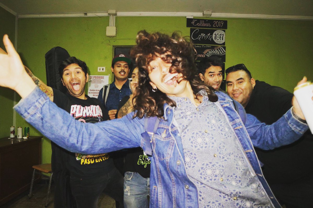 Gracias #LaCalera Gran noche compartiendo escenario con #EstadoDeShock y <a href="/JuantxoSkalari/">Juantxo Skalari</a>