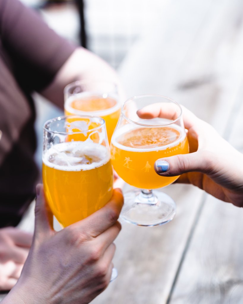 greatdividebrew's tweet photo. Best day of the year? We think it makes a strong case... Cheers to Beers! Happy #NationalBeerDay
#BestDayEver #BeerDay #Beer #PatioWeather #GreatDivideBrew #BoldCharacter https://t.co/JAA6ncQrNi