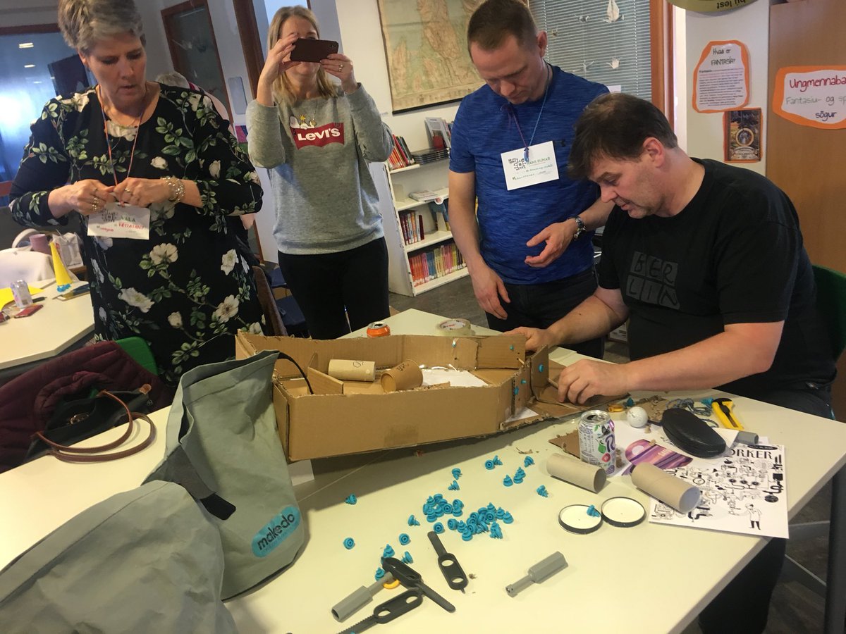 oskbir's tweet photo. #Makedo á #UTismini á Sauðárkrók um helgina #menntaspjall .
Frábær helgi :) https://t.co/hi2nWHfGaR