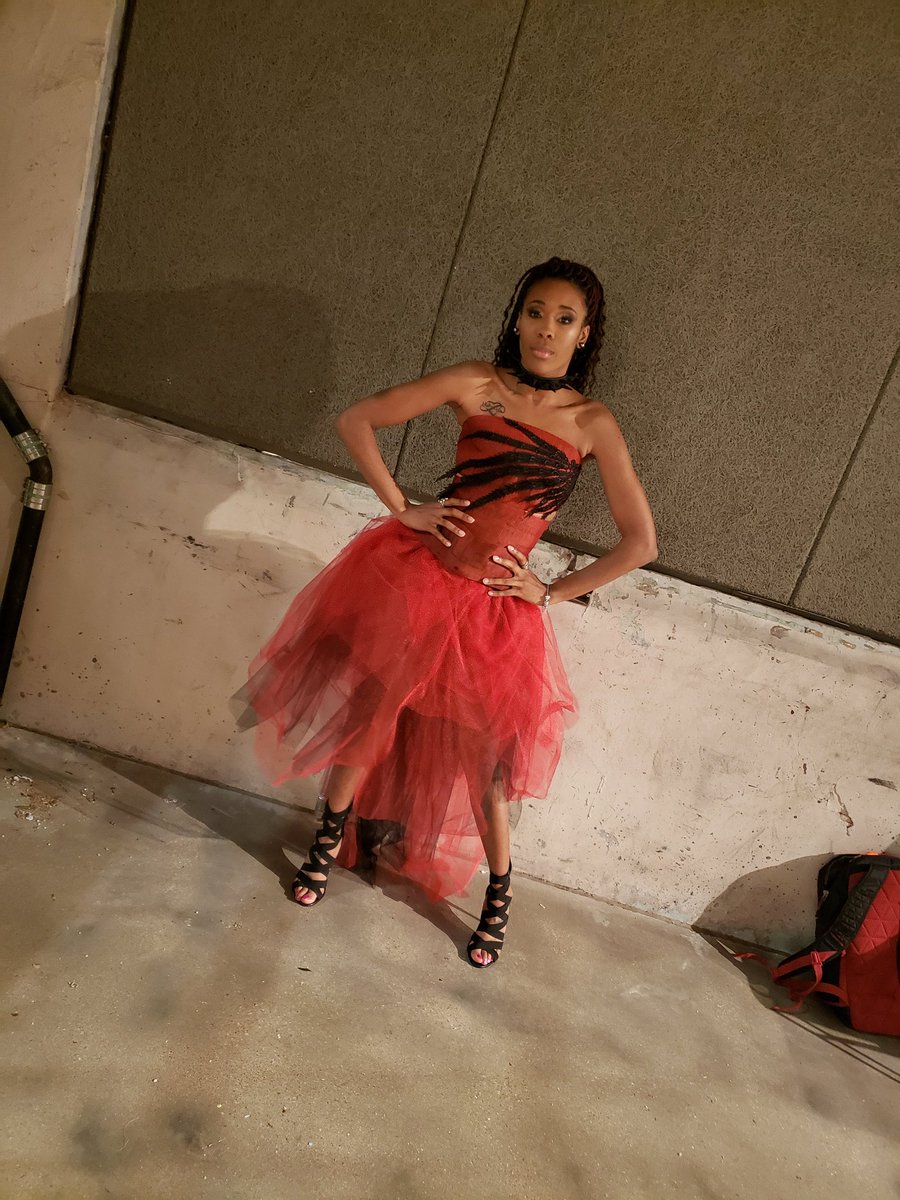 MelaninTaurus's tweet photo. Designer: Ariel-Bizarre Couture
Model: @MelaninTaurus 
Northwest Arkansas Fashion Week https://t.co/ElxTfEty5I