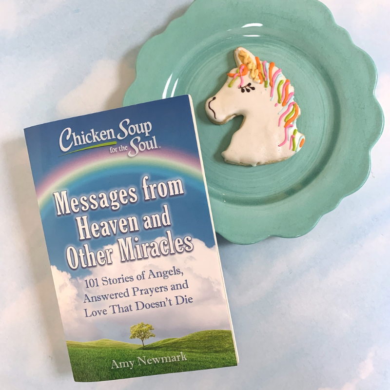 ChickenSoupSoul's tweet photo. Miracles can come to us in dreams or in signs from people we know and love, or strangers with unicorn cookies. https://t.co/wP2gKJdNJ4 #CSSMessagesFromHeaven https://t.co/OsDN1jiIre