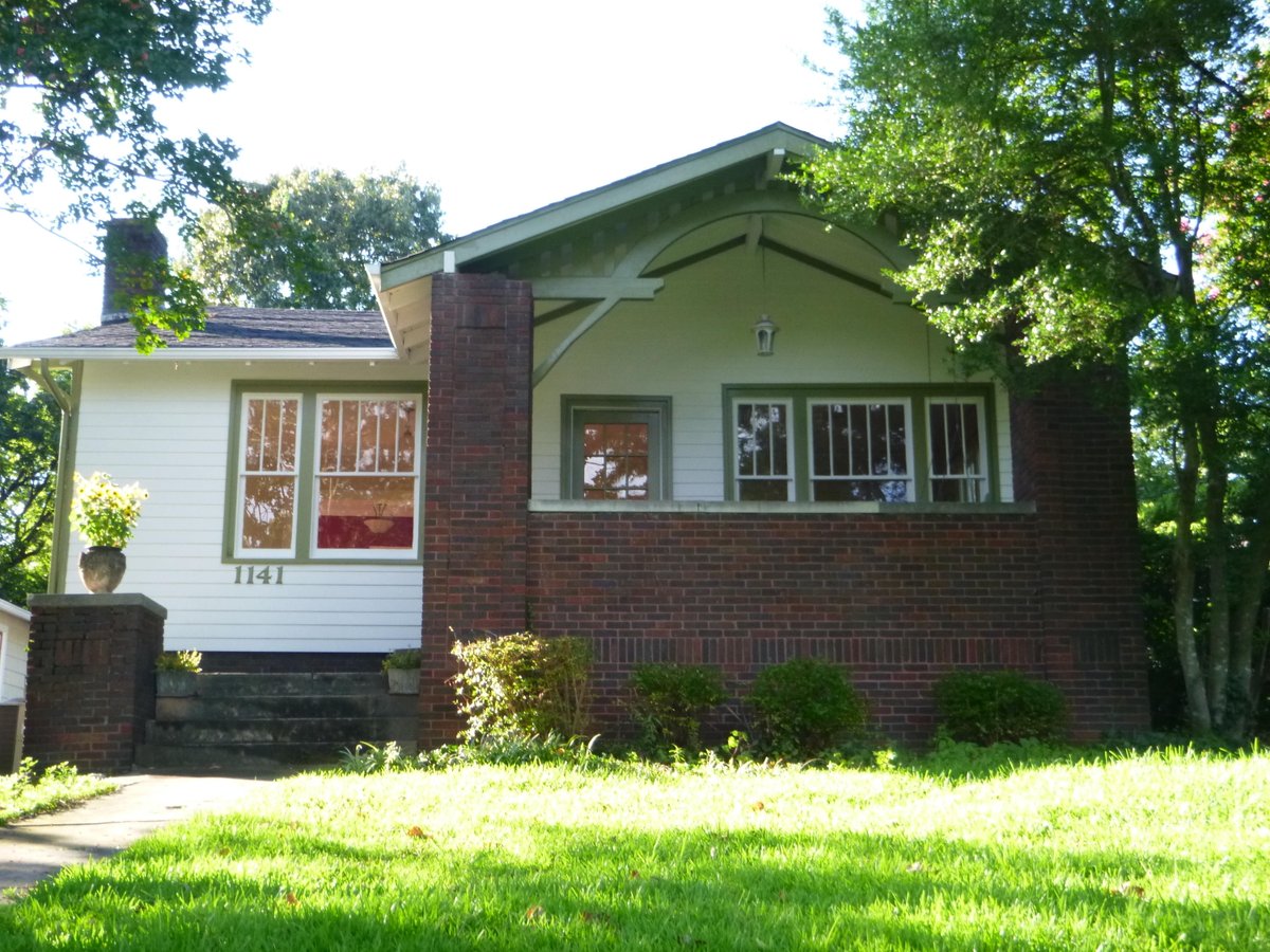 You've got to see this beautiful home! Message me for details or a showing! #homesforsale #realestate  cpix.me/l/69078725