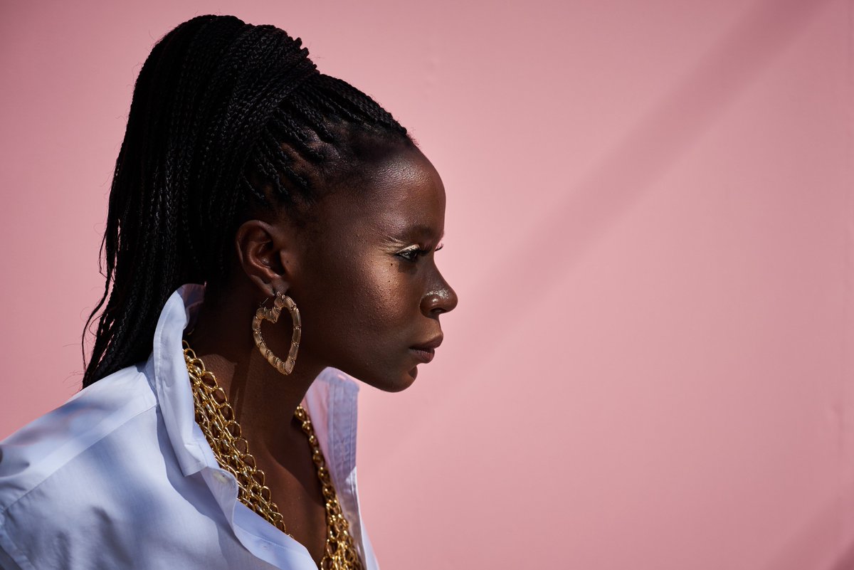 IsabelZuaa's tweet photo. Black Gold
#photgraphy alvarofraguasphoto  
#beauty luizbicalho 
#styling zkperdigao &amp; brunafoureaux 

#blackactress #darkskin #golden #isabelzuaa #kassandra #Minasgerais #Brasil https://t.co/2jMMwcra3c