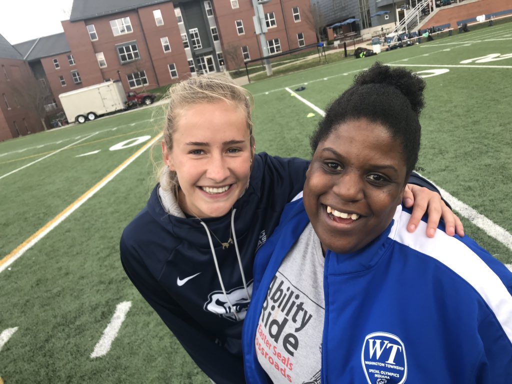 ButleruWSoccer's tweet photo. A BU-tiful day spent with our friends from @IN_TOPSoccer  ⚽️😎 
#SoccerBringsUsTogether https://t.co/5DXpa7WyrF