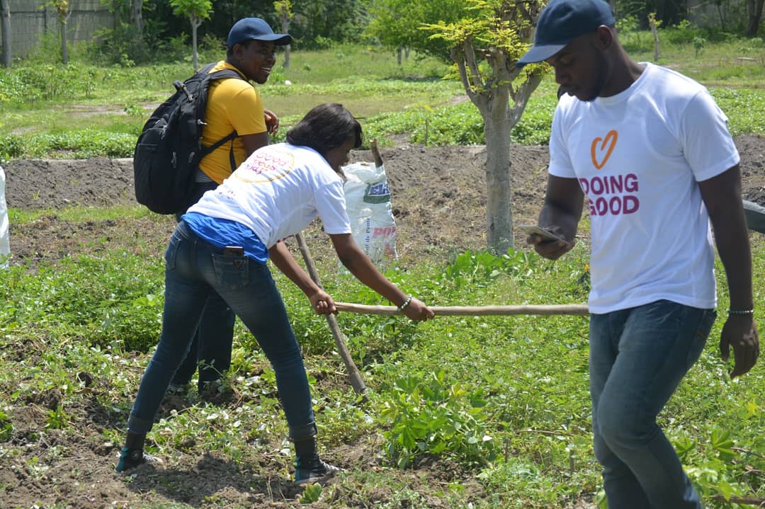 WorldMeritHT's tweet photo. @GoodDeedsDayHT @activehaiti @GoodDeedsDay https://t.co/UgMYO5Jb4I