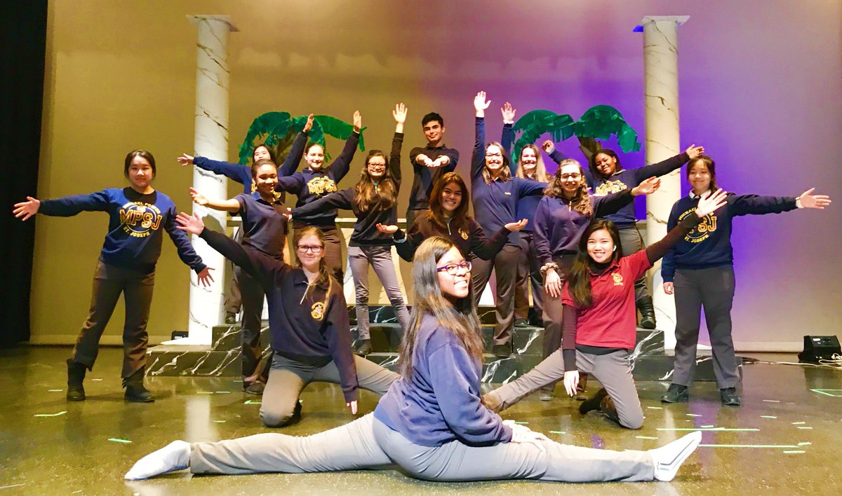 Good luck to Michael Power-St Joseph on Sat April 13--"Power House" Show Choir performs/competes in Show Choir Canada Championship. Afternoon session starts at 2pm at Queen Elizabeth Theatre, 190 Princes' Boulevard Toronto. Info showchoircanada.com/championships/… @MPSJ_PRINCIPAL