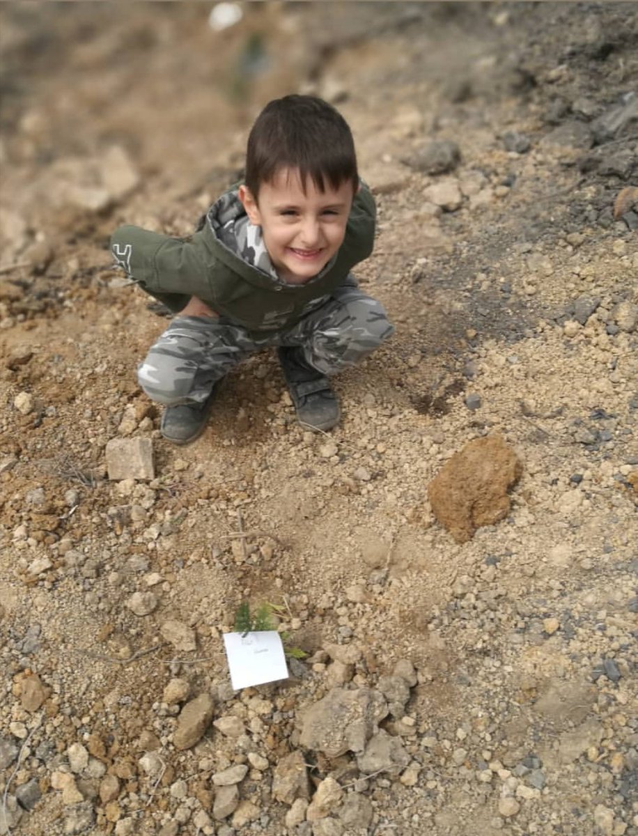 Çeküd'ün geçen sene başlattığı bu sene 2.sini düzenlediğimiz Kökümüz bu topraklarda etkinliğinde 81 ilde eş zamanlı yürüttüğümüz fidan dikim etkinliğine katılan tüm gönüllülerimize ve üyelerimize teşekkür ediyoruz
#KöklerimizBuTopraklarda
#FidanDikimEtkinliği
<a href="/cekud/">ÇEKUD</a>