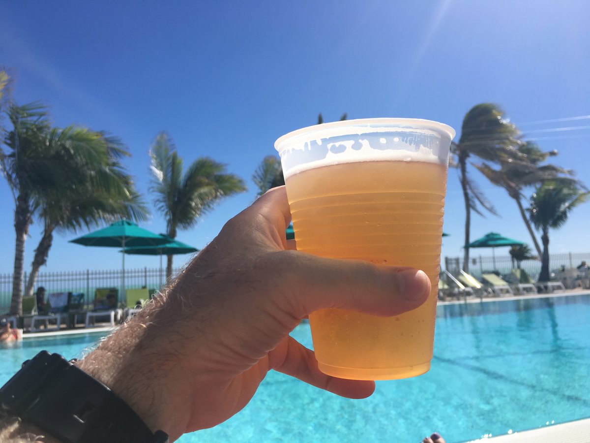 CruzinParadise's tweet photo. #NationalBeerDay #marathon #KeyColony https://t.co/P8itHUtejc