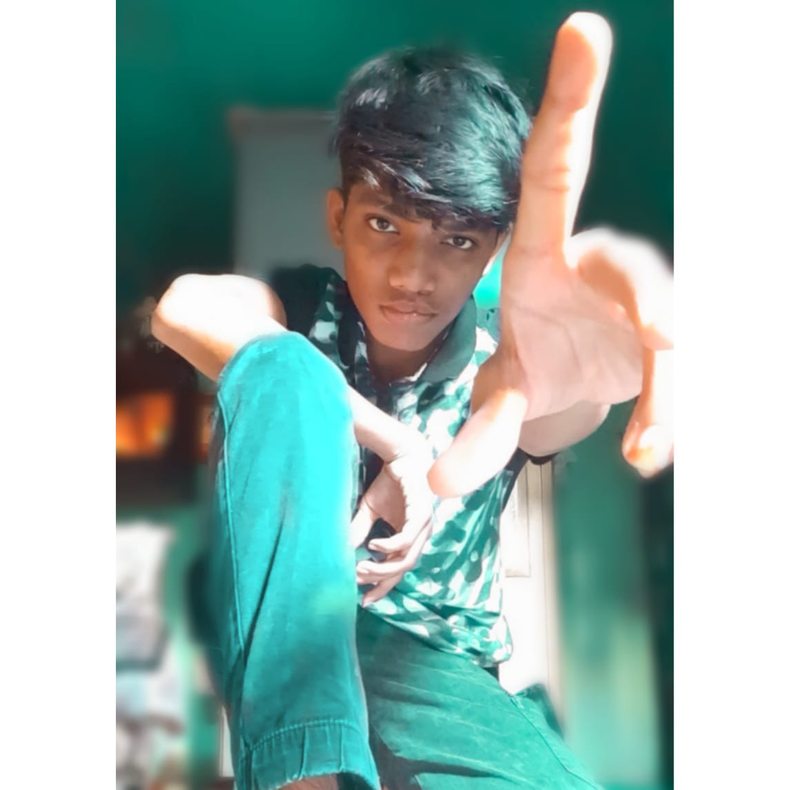 RAOSAHEBSNATION's tweet photo. #model #modeling #modelpose @models  @DanishZehenDmg
#photoshoot #photography 
#modellook https://t.co/voUiMbCqEt