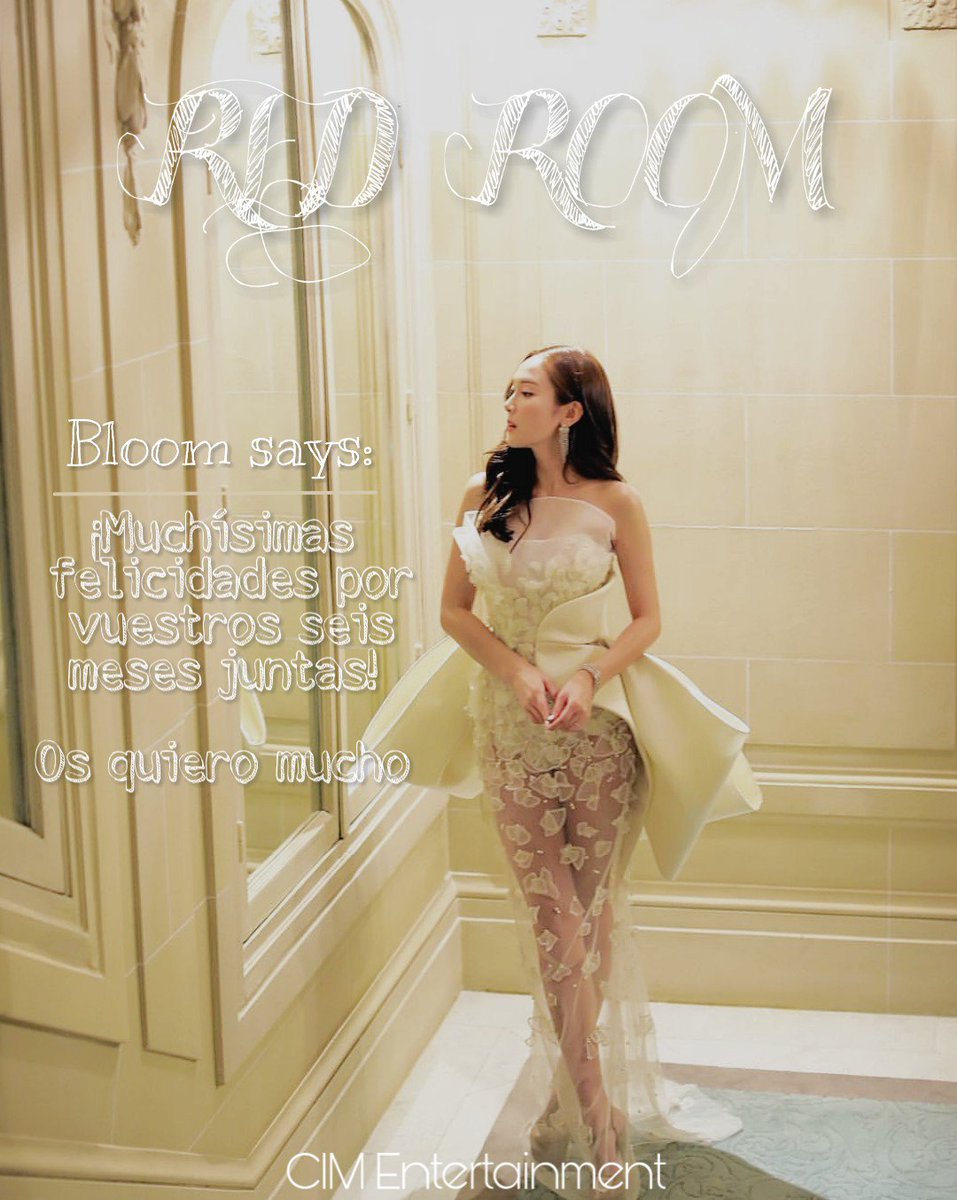 BLOOMOFFI's tweet photo. #ROYALTYREDROOM_Concert
¡Aquí Bloom llegando al segundo día de concierto de Red Royalty!
Os quiero muchísimo, felices 6 meses ¡y gracias por invitarme! https://t.co/YgemJ8Cs7s